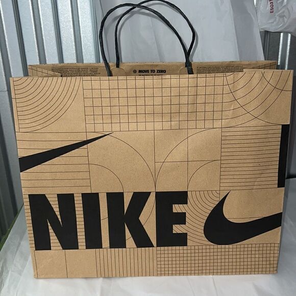 NIKE Paper Shopping Bags-Lot of 3 (1 Large 2 Medium Size) - Picture 6 of 7